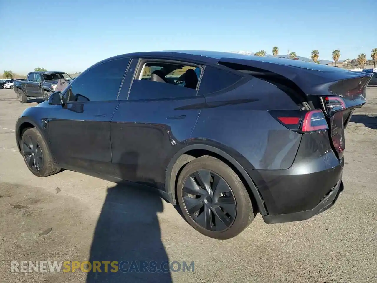 2 Photograph of a damaged car 7SAYGDED7RF108604 TESLA MODEL Y 2024