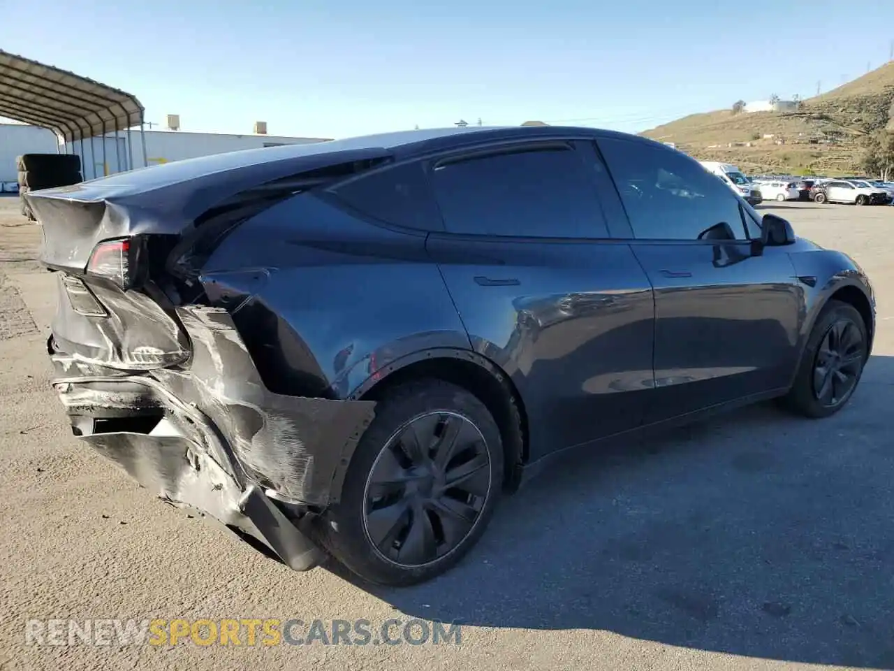 3 Photograph of a damaged car 7SAYGDED7RF108604 TESLA MODEL Y 2024