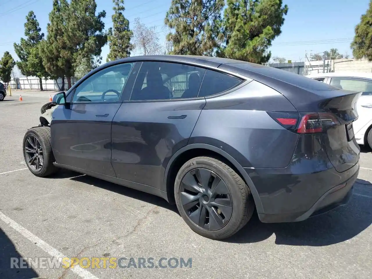 2 Photograph of a damaged car 7SAYGDED7RF115732 TESLA MODEL Y 2024