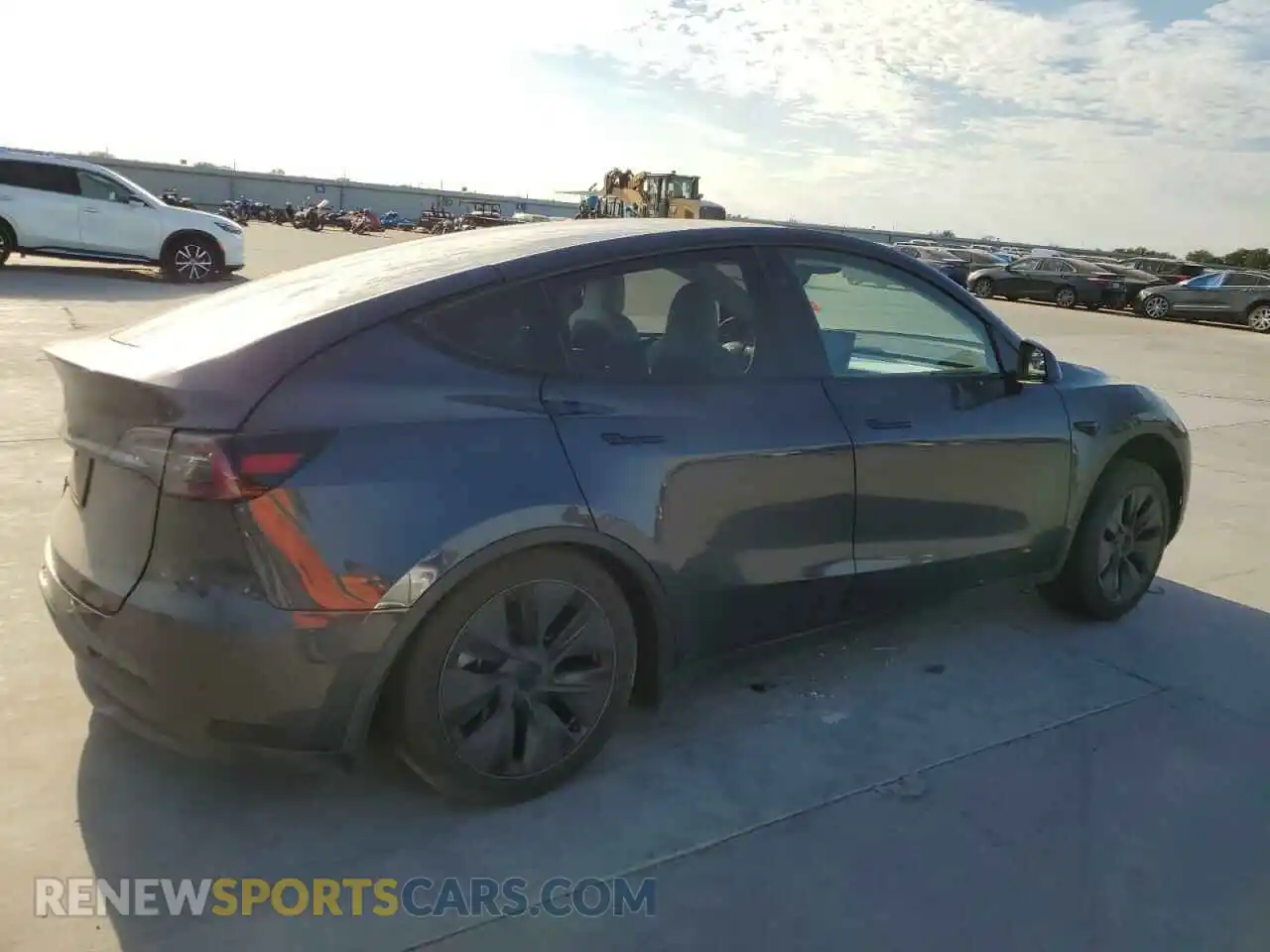 3 Photograph of a damaged car 7SAYGDED8RA302555 TESLA MODEL Y 2024