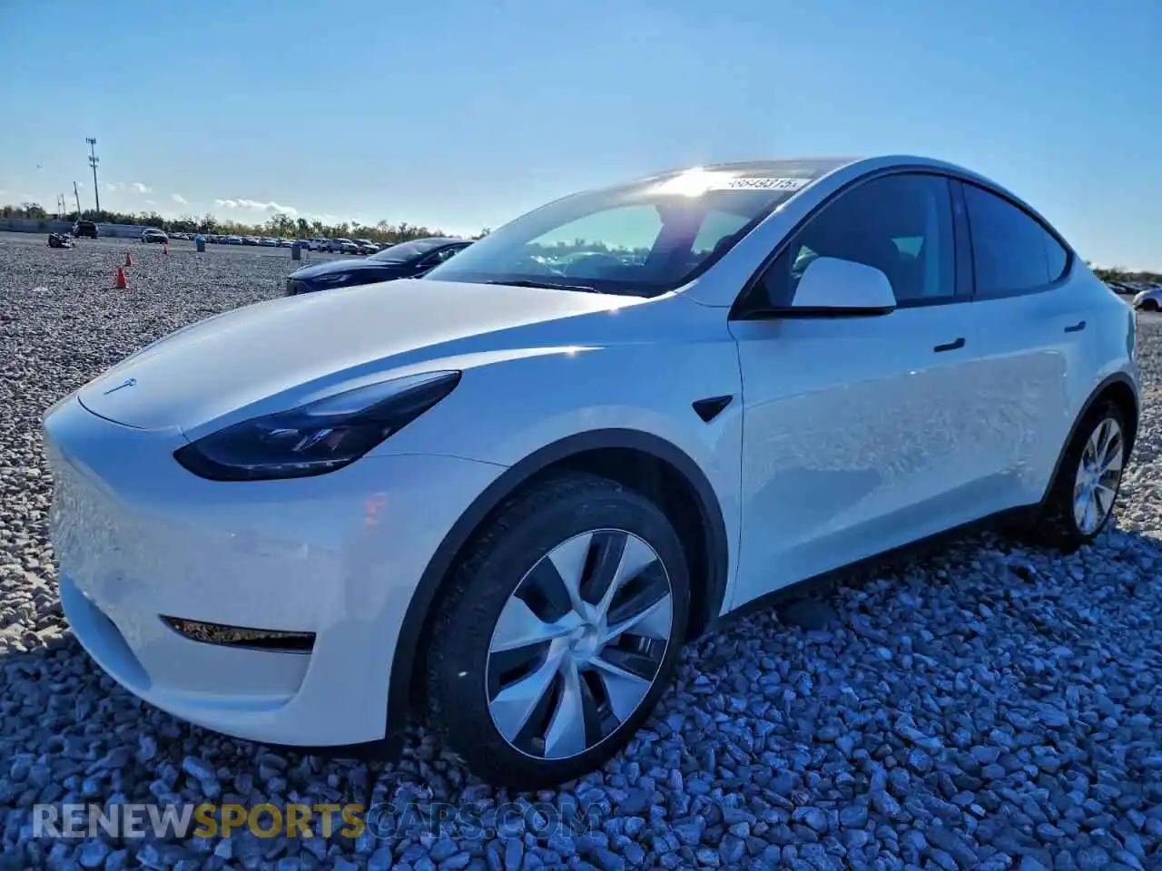 1 Photograph of a damaged car 7SAYGDED8RF055749 TESLA MODEL Y 2024