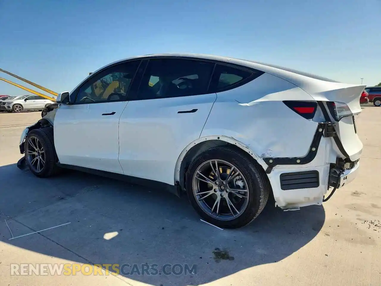 2 Photograph of a damaged car 7SAYGDED8RF116954 TESLA MODEL Y 2024