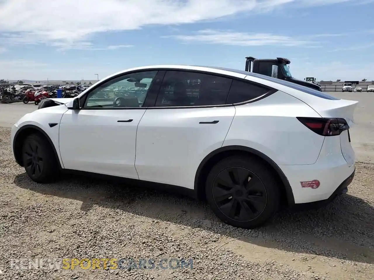2 Photograph of a damaged car 7SAYGDED8RF117912 TESLA MODEL Y 2024