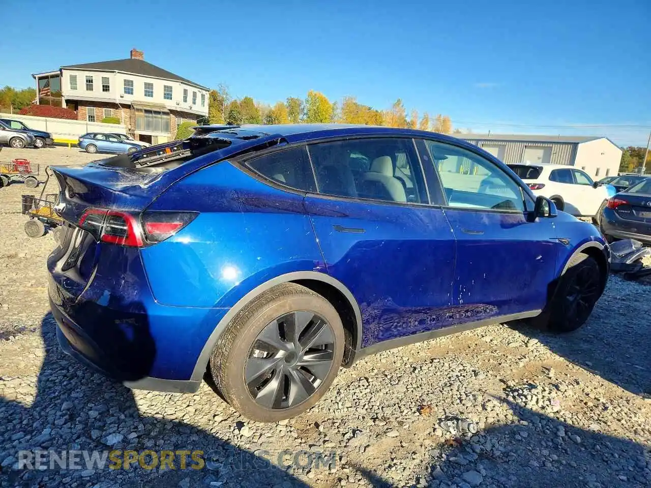 3 Photograph of a damaged car 7SAYGDED8RF133205 TESLA MODEL Y 2024