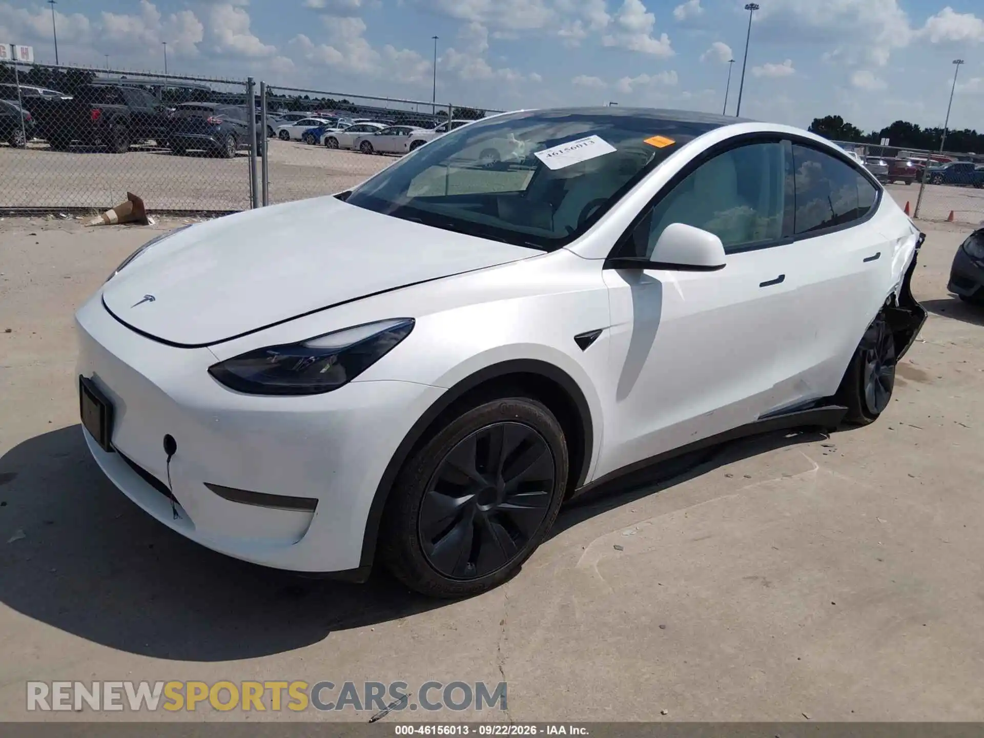 2 fotografías del automóvil dañado 7SAYGDED9RA331997 TESLA MODEL Y 2024