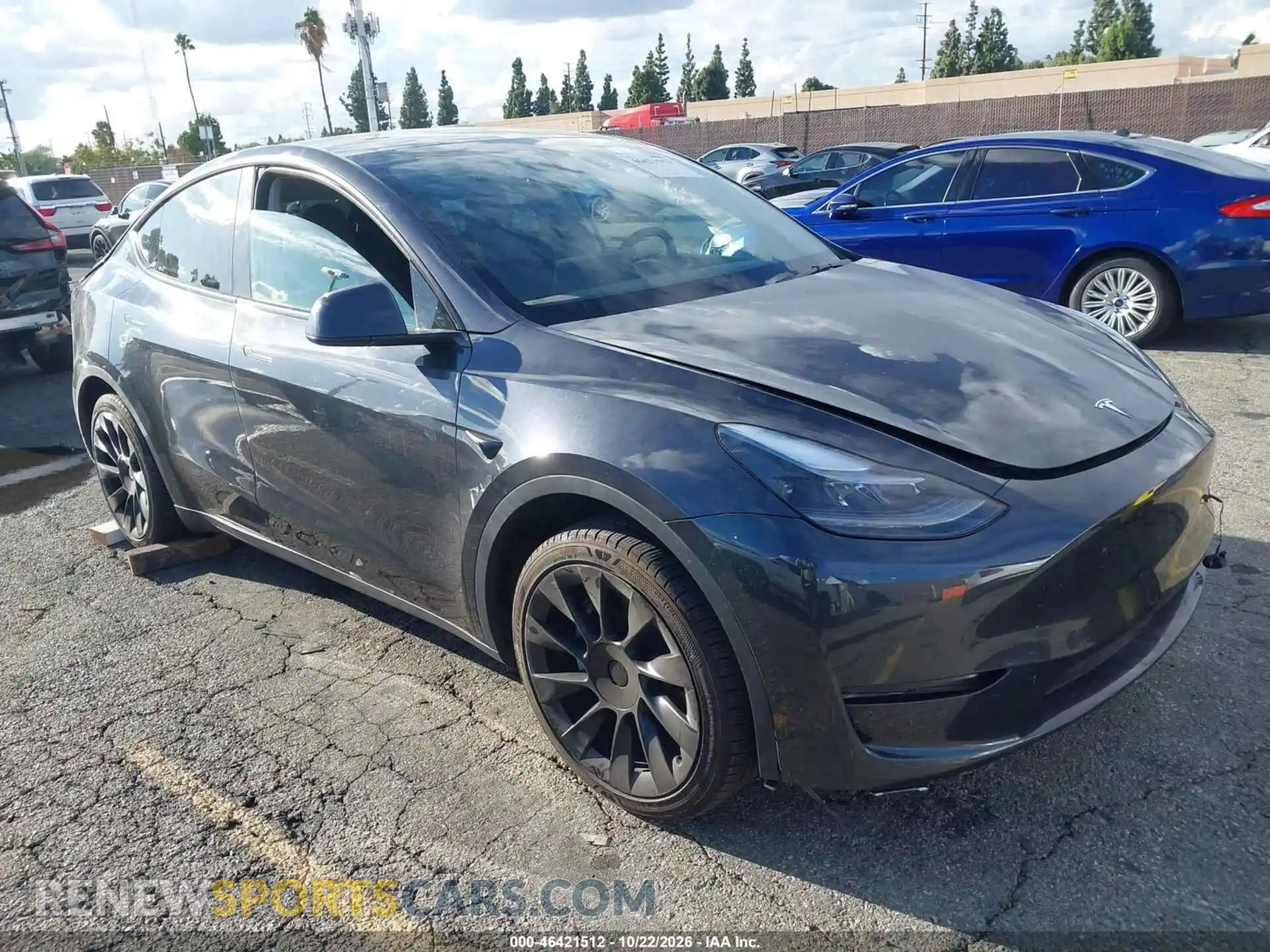 1 Photograph of a damaged car 7SAYGDED9RF153477 TESLA MODEL Y 2024