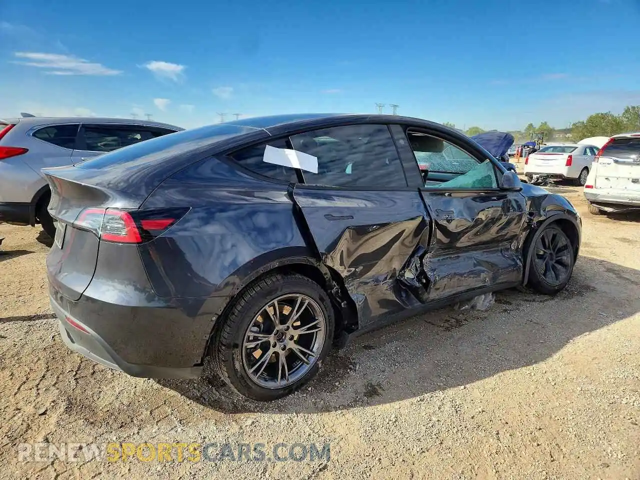 3 Photograph of a damaged car 7SAYGDED9RF186124 TESLA MODEL Y 2024