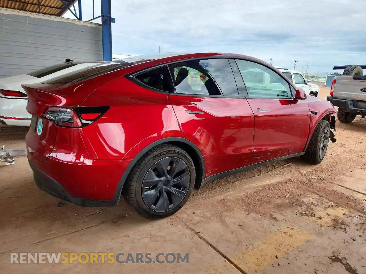 3 fotografías del automóvil dañado 7SAYGDED9RF192392 TESLA MODEL Y 2024