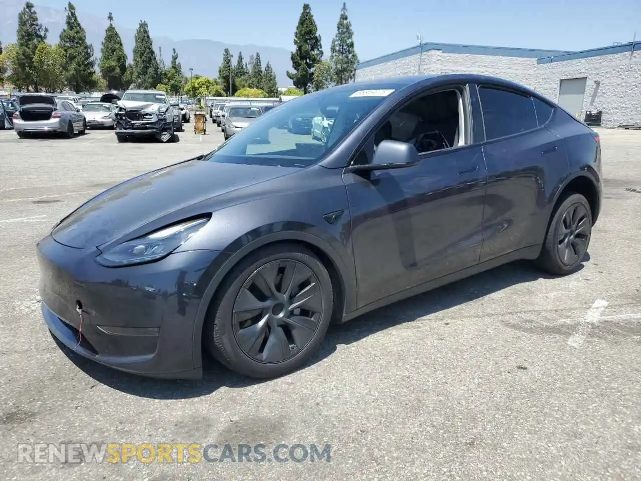 1 Photograph of a damaged car 7SAYGDEDXRF163967 TESLA MODEL Y 2024