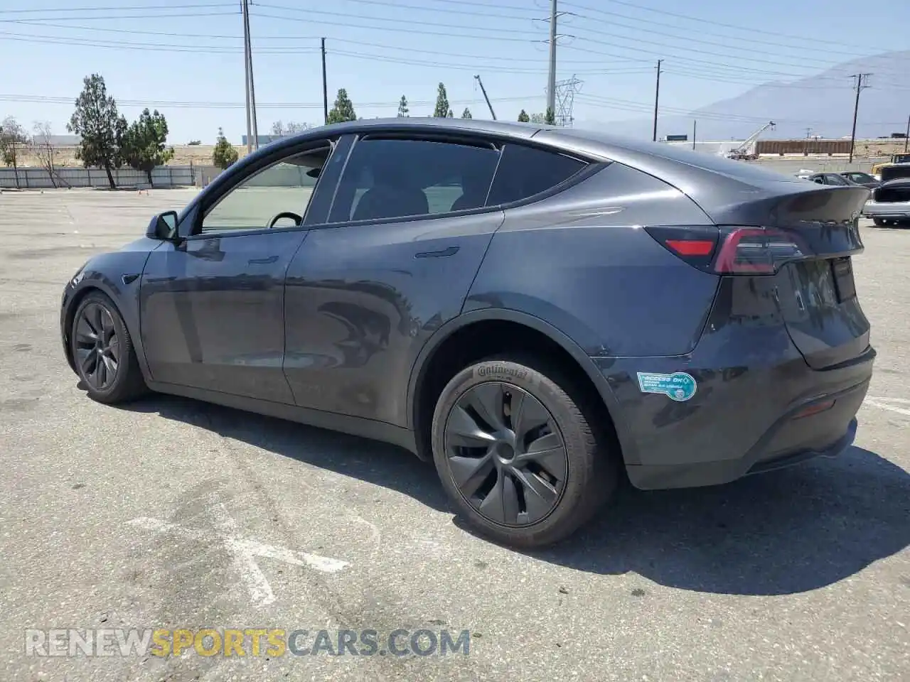 2 Photograph of a damaged car 7SAYGDEDXRF163967 TESLA MODEL Y 2024