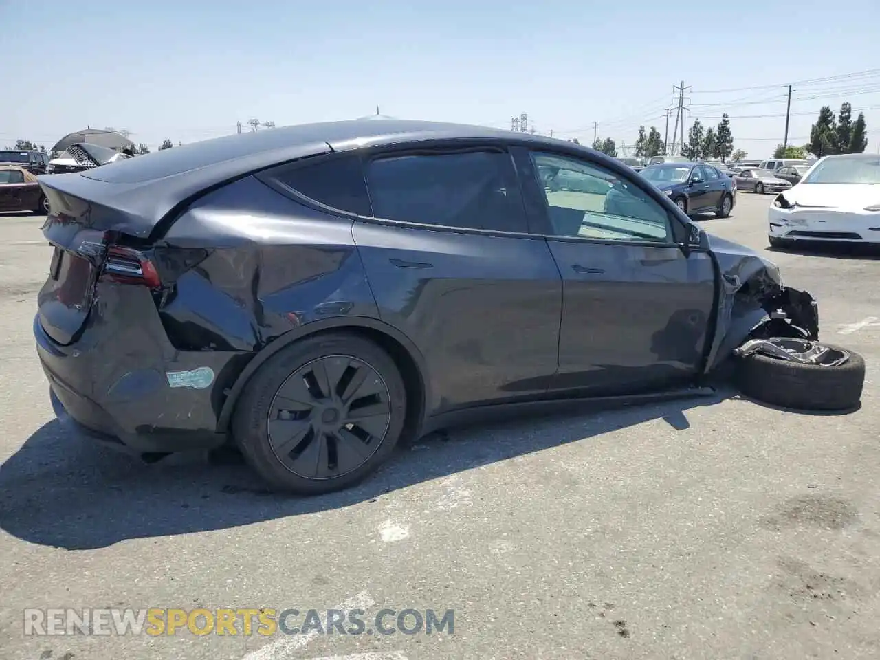3 Photograph of a damaged car 7SAYGDEDXRF163967 TESLA MODEL Y 2024