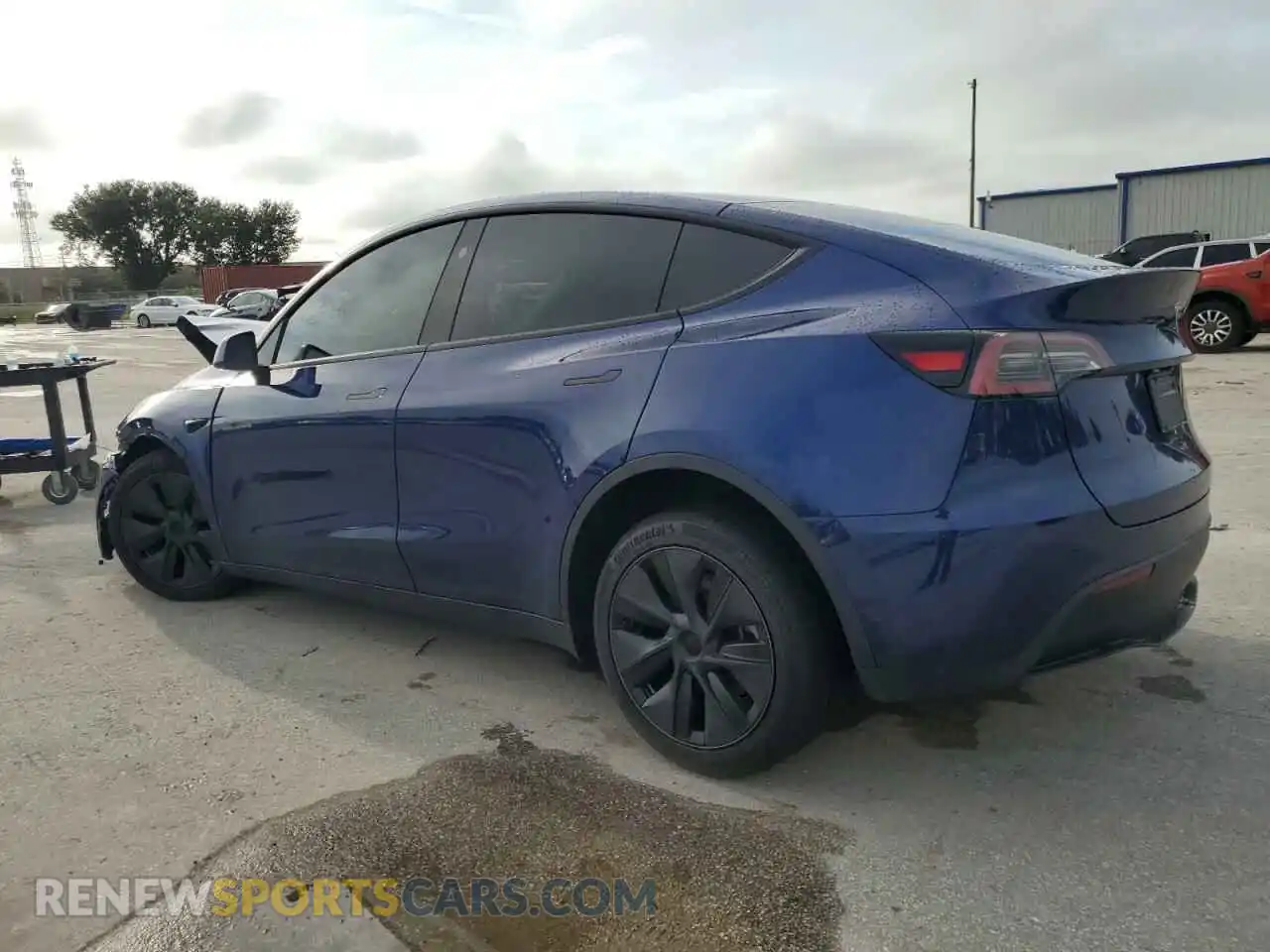 2 Photograph of a damaged car 7SAYGDEDXRF167257 TESLA MODEL Y 2024