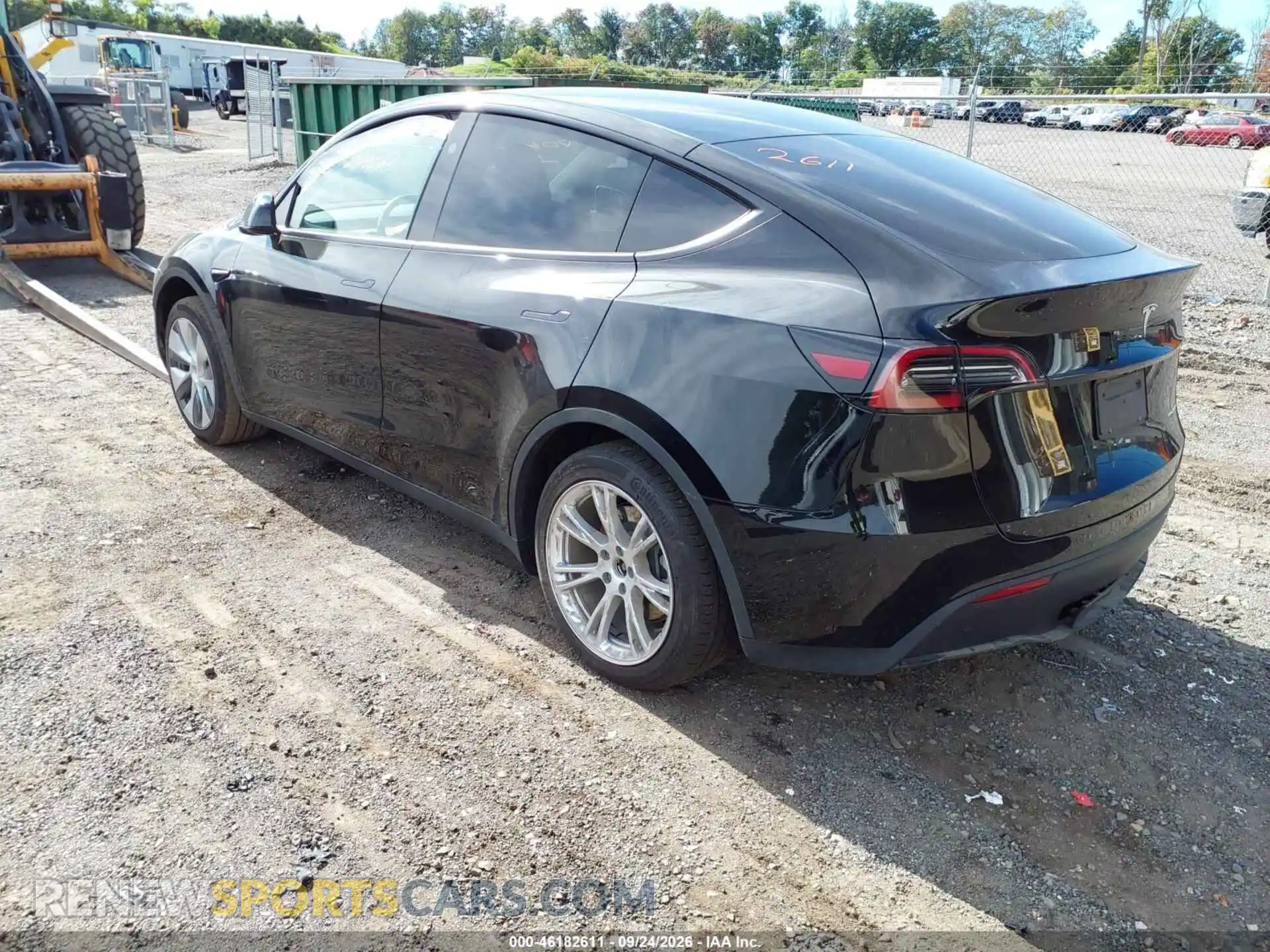 3 Photograph of a damaged car 7SAYGDEE0RA225740 TESLA MODEL Y 2024