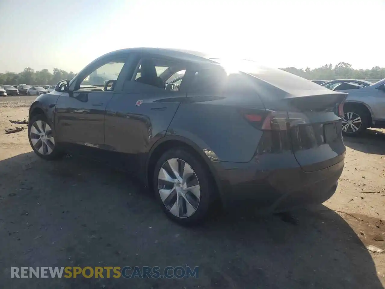 2 Photograph of a damaged car 7SAYGDEE0RA248676 TESLA MODEL Y 2024