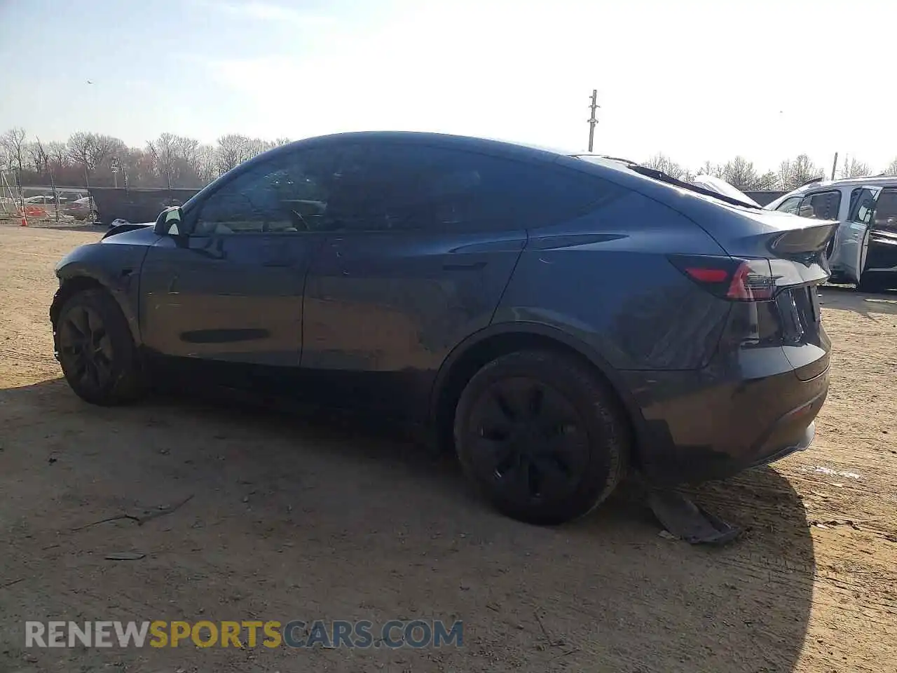 2 Photograph of a damaged car 7SAYGDEE0RA251027 TESLA MODEL Y 2024