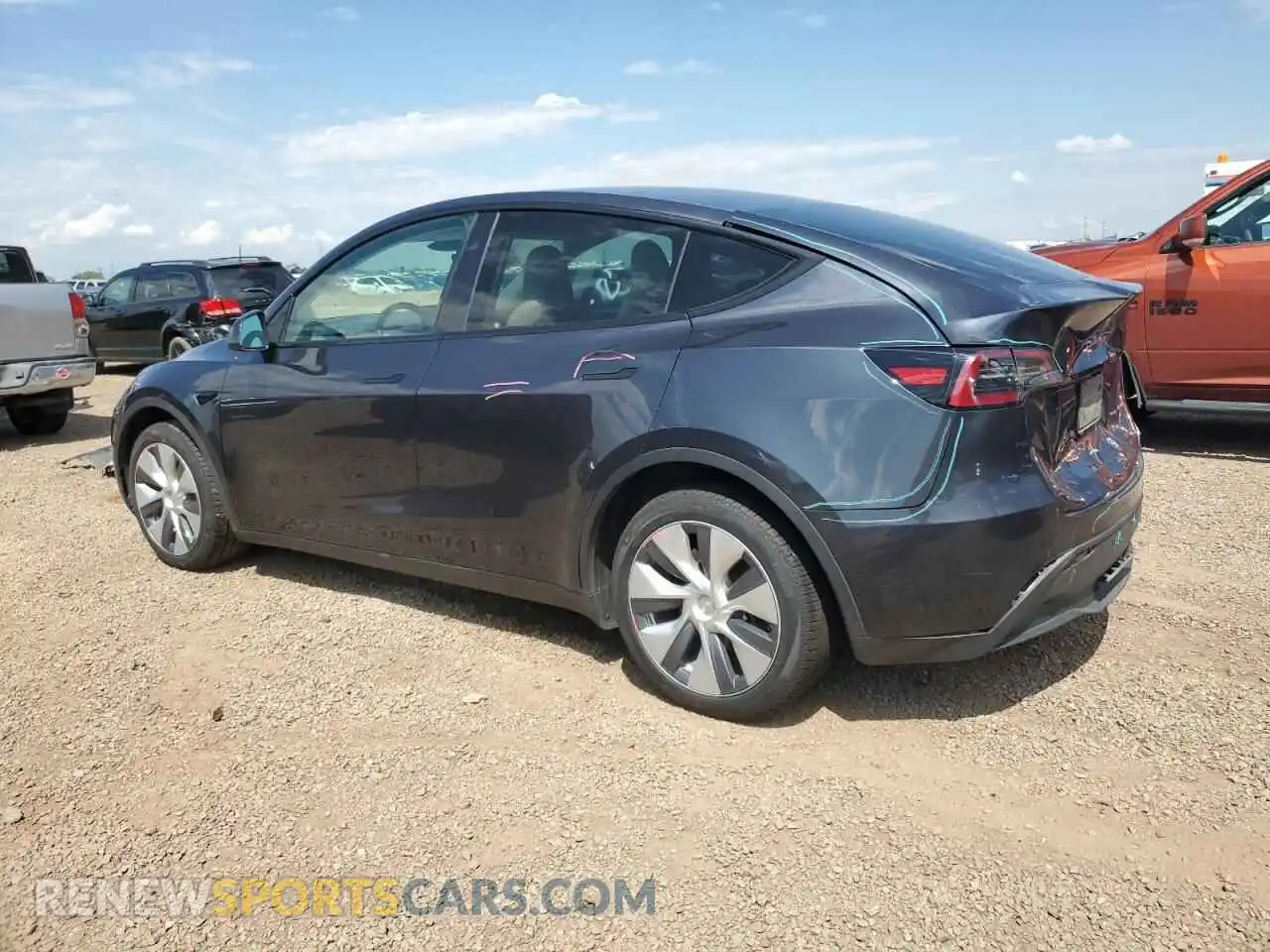 2 Photograph of a damaged car 7SAYGDEE0RA252078 TESLA MODEL Y 2024