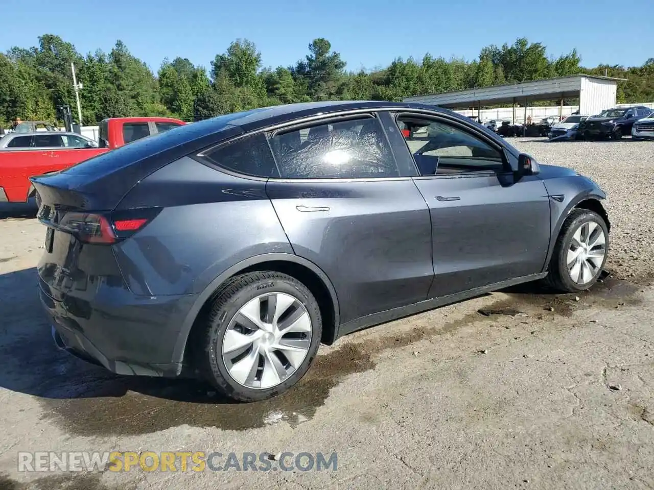 3 Photograph of a damaged car 7SAYGDEE0RA253280 TESLA MODEL Y 2024