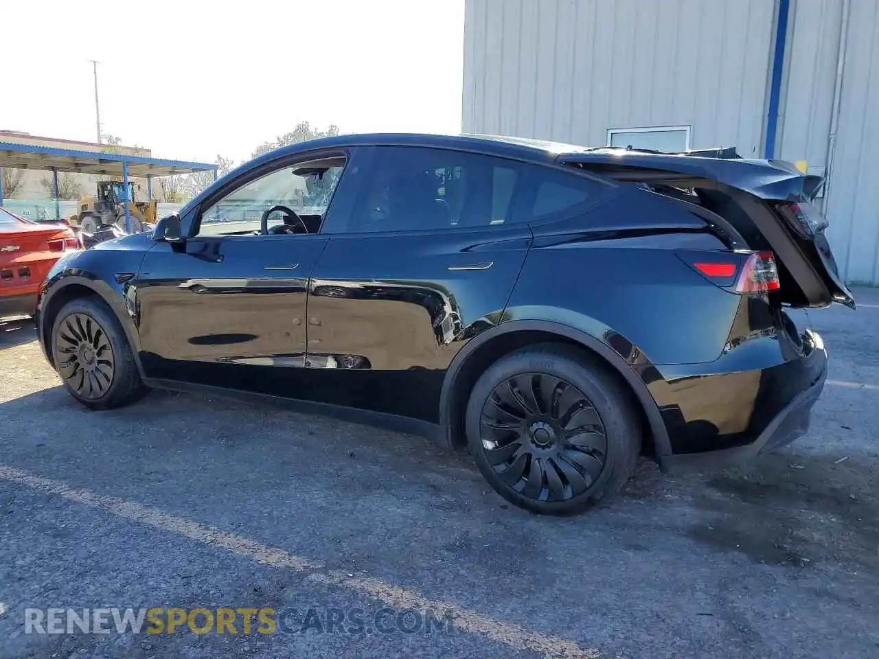 2 Photograph of a damaged car 7SAYGDEE0RA265378 TESLA MODEL Y 2024