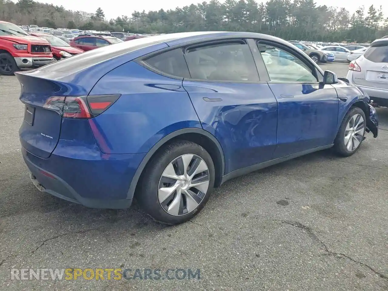 3 Photograph of a damaged car 7SAYGDEE0RA265588 TESLA MODEL Y 2024