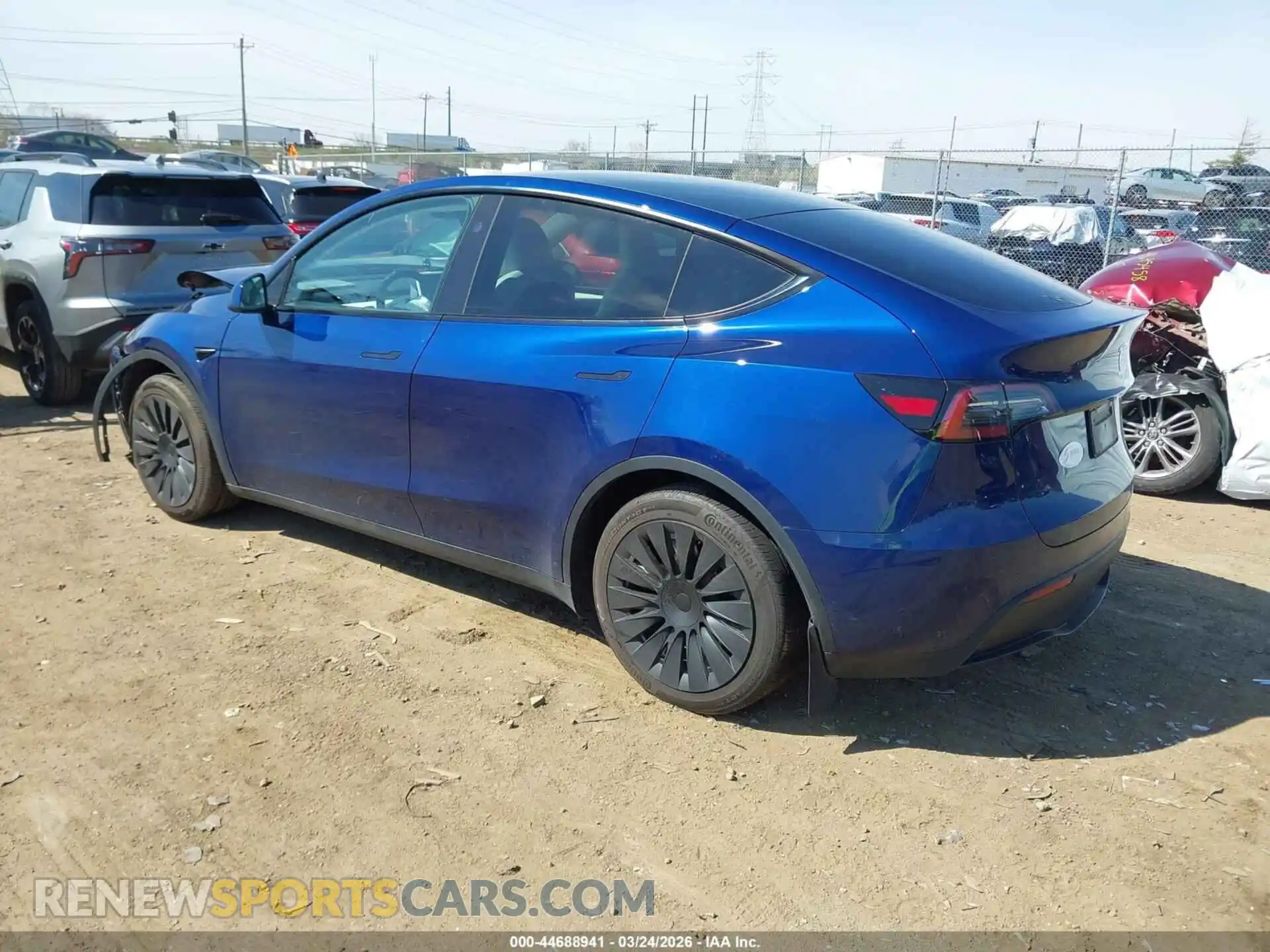 3 Photograph of a damaged car 7SAYGDEE0RA286179 TESLA MODEL Y 2024
