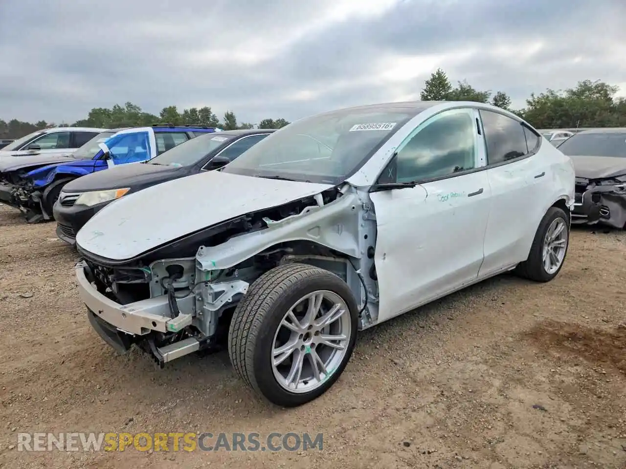 1 Фотография поврежденного автомобиля 7SAYGDEE0RA286490 TESLA MODEL Y 2024