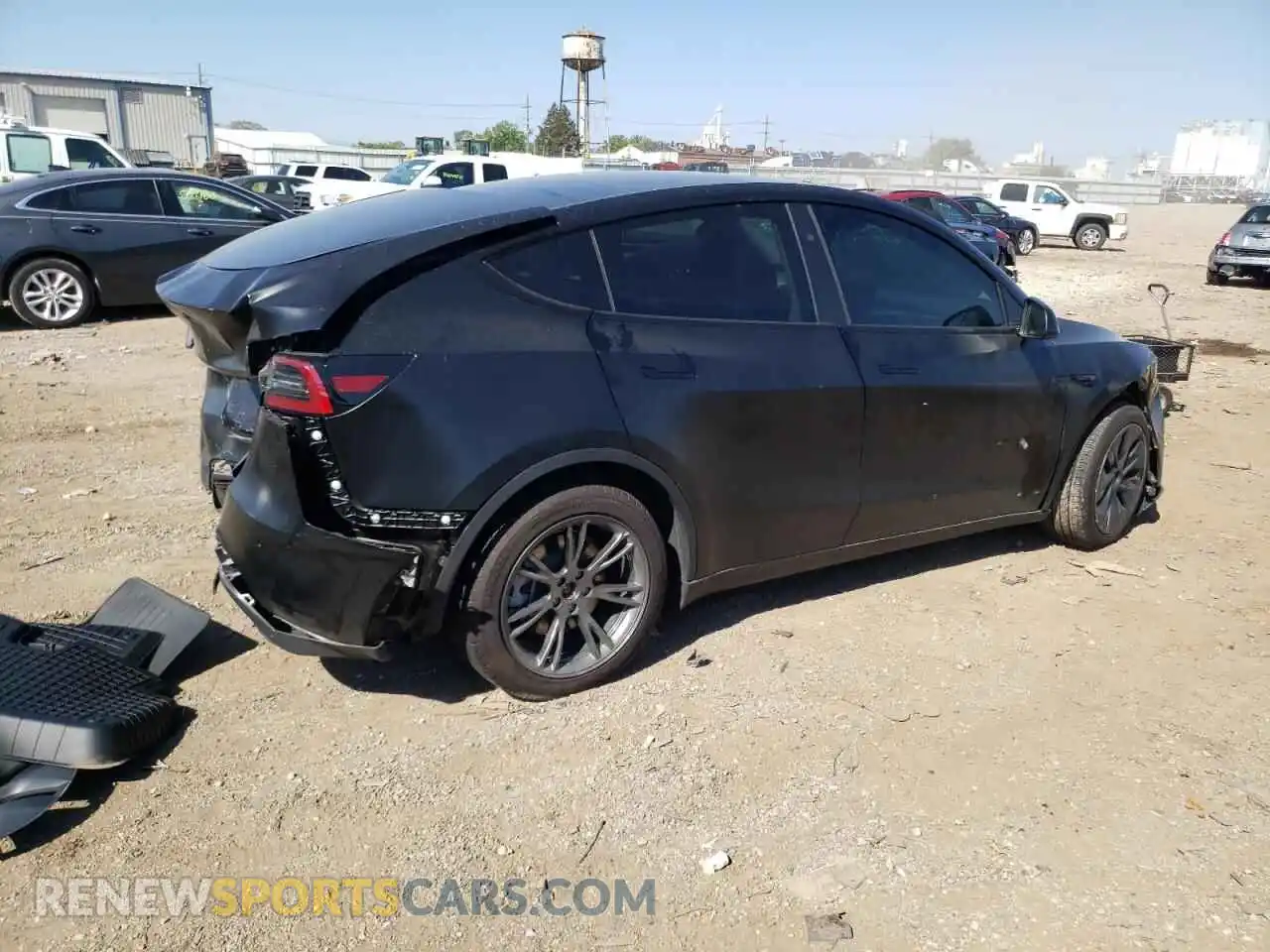 3 Photograph of a damaged car 7SAYGDEE0RA300114 TESLA MODEL Y 2024