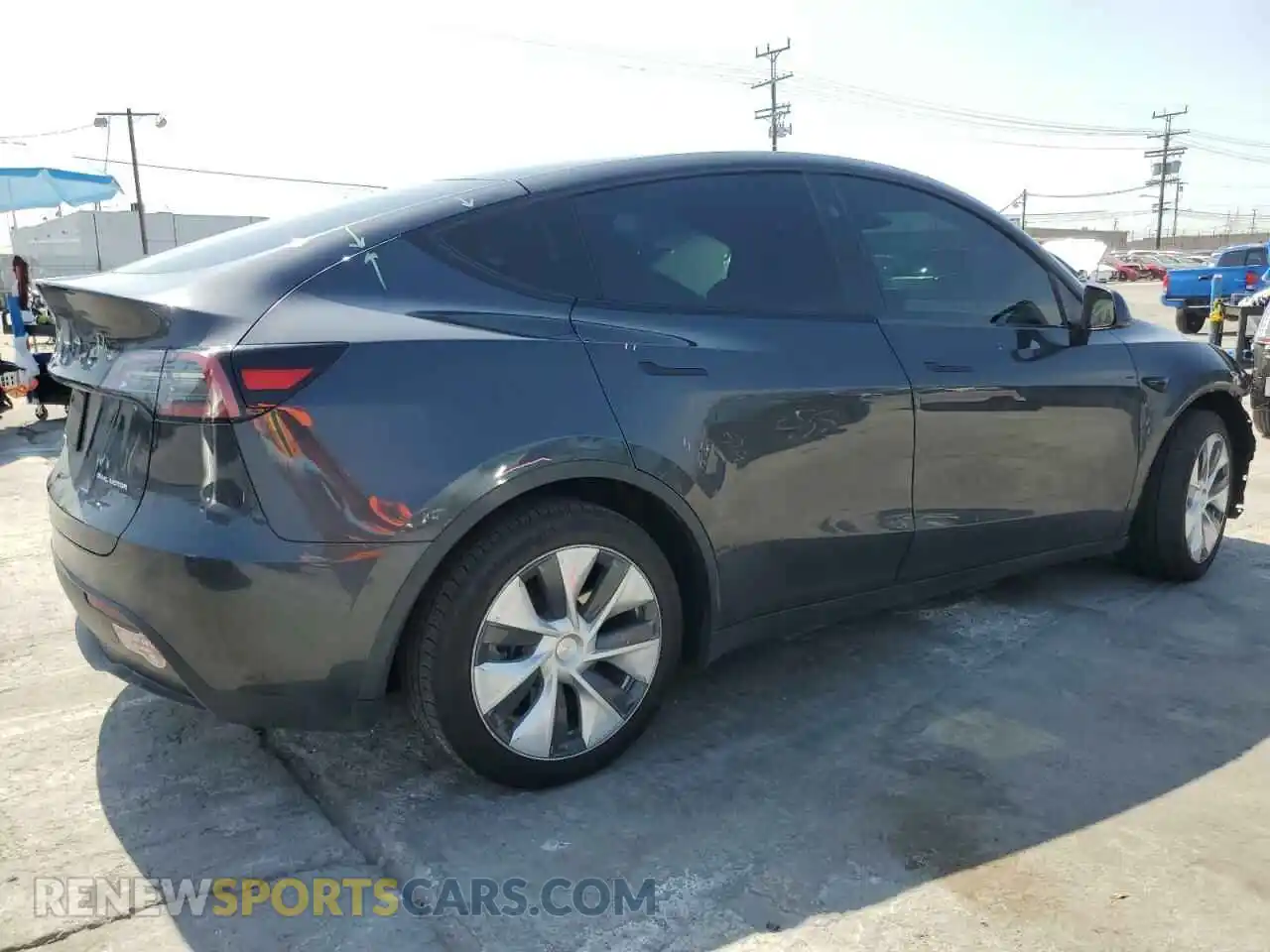 3 Photograph of a damaged car 7SAYGDEE0RF024326 TESLA MODEL Y 2024