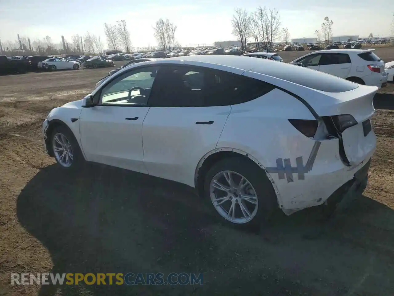 2 Photograph of a damaged car 7SAYGDEE0RF055642 TESLA MODEL Y 2024