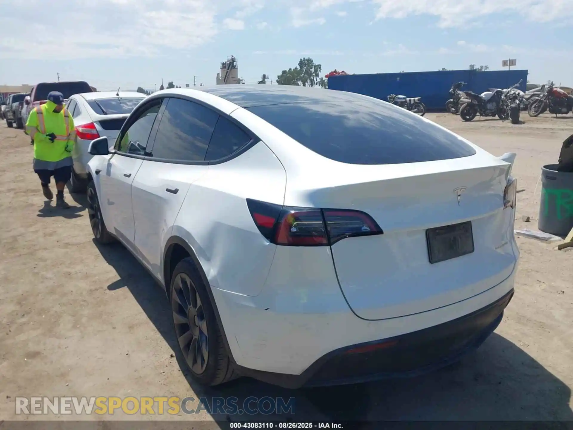 3 fotografías del automóvil dañado 7SAYGDEE0RF066186 TESLA MODEL Y 2024