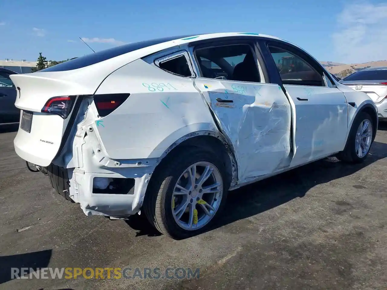 3 Фотография поврежденного автомобиля 7SAYGDEE0RF066981 TESLA MODEL Y 2024