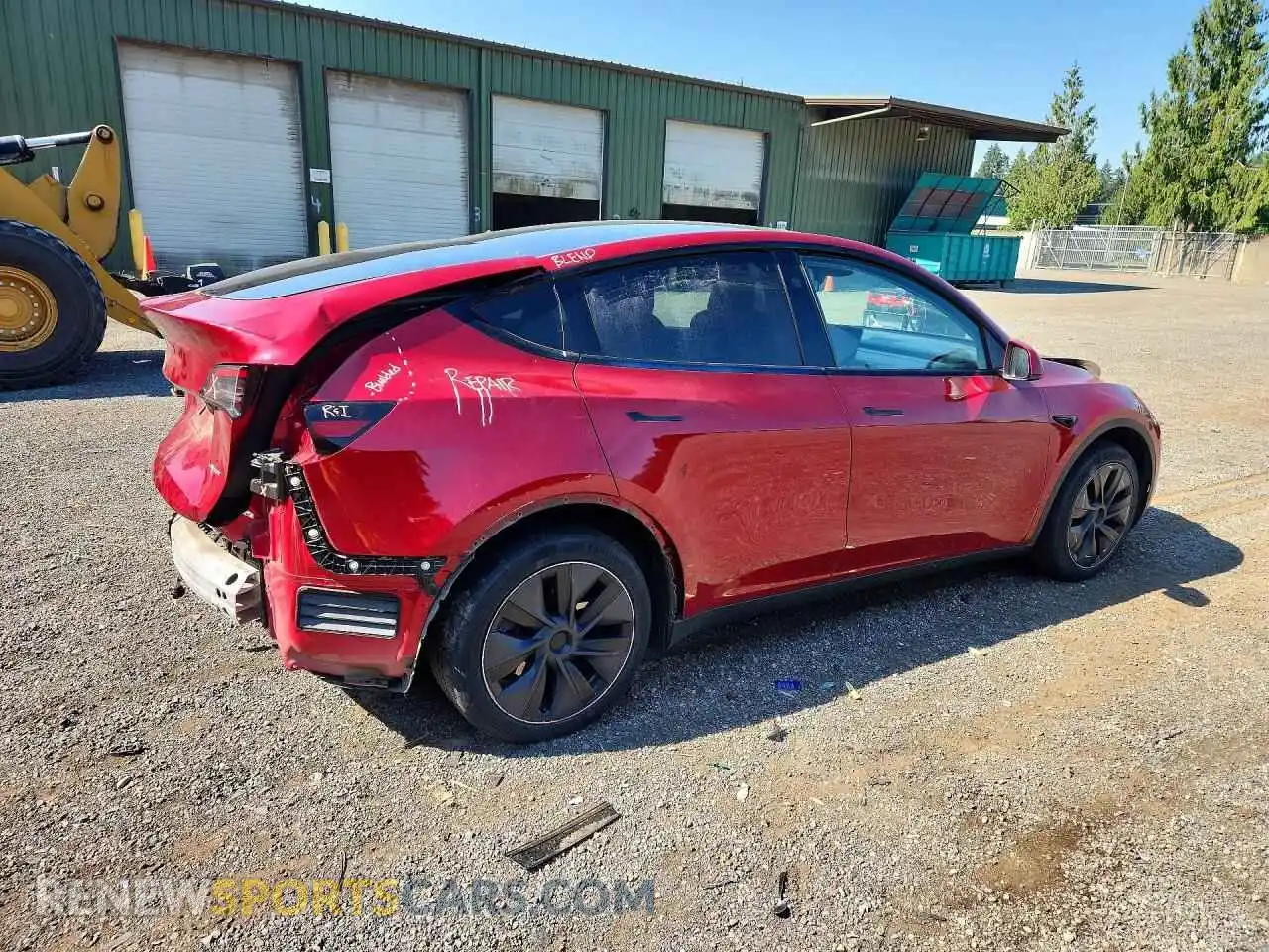 3 Photograph of a damaged car 7SAYGDEE0RF114401 TESLA MODEL Y 2024