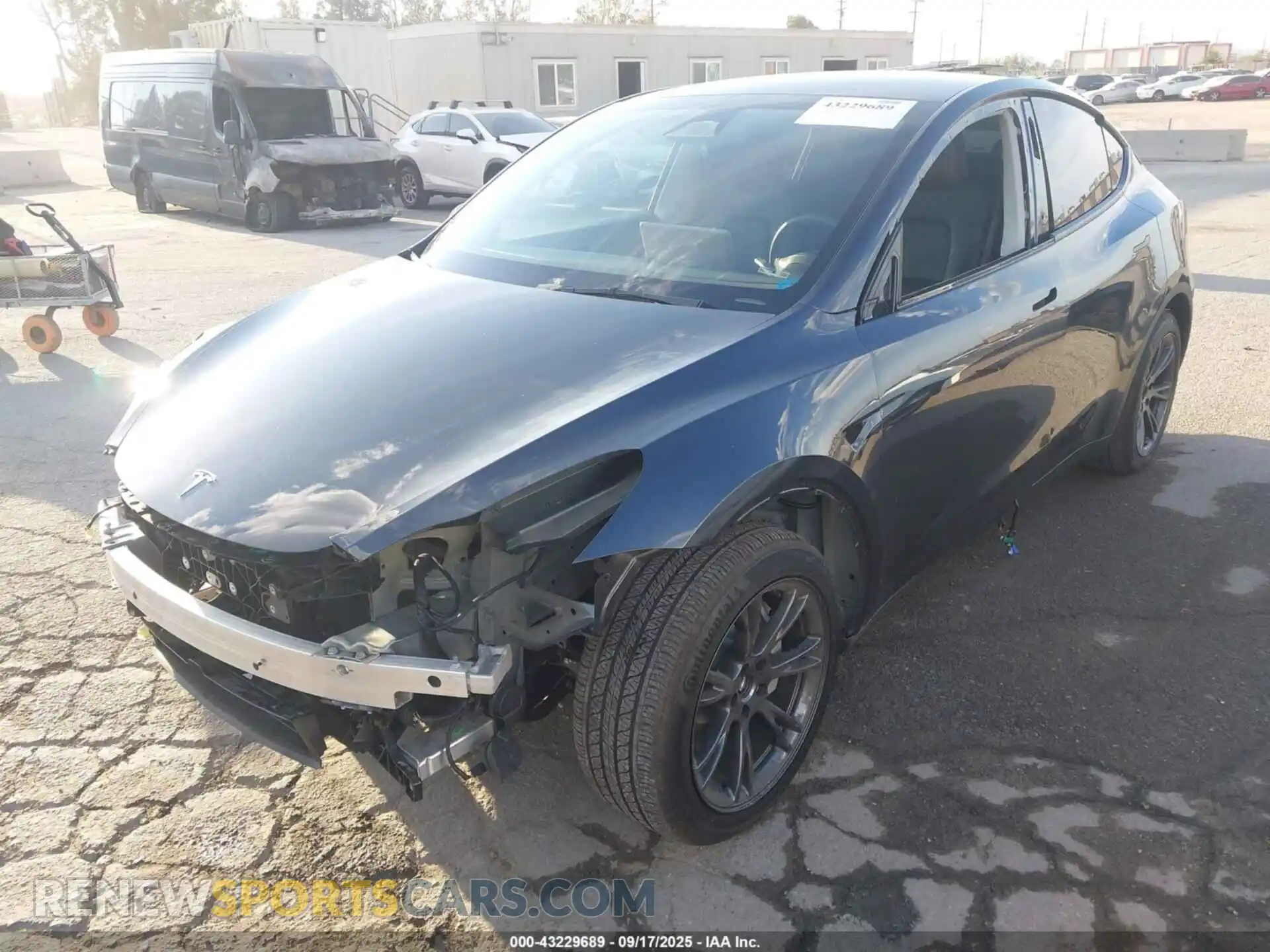 2 Photograph of a damaged car 7SAYGDEE0RF160746 TESLA MODEL Y 2024