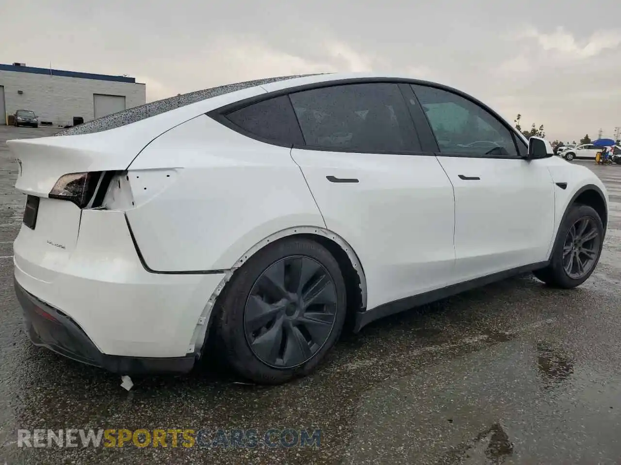 3 Photograph of a damaged car 7SAYGDEE0RF178289 TESLA MODEL Y 2024