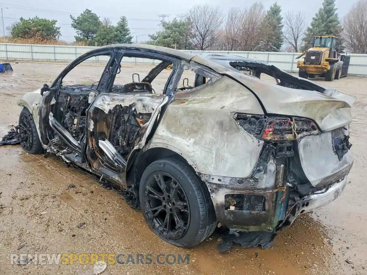 2 Фотография поврежденного автомобиля 7SAYGDEE0RF186084 TESLA MODEL Y 2024