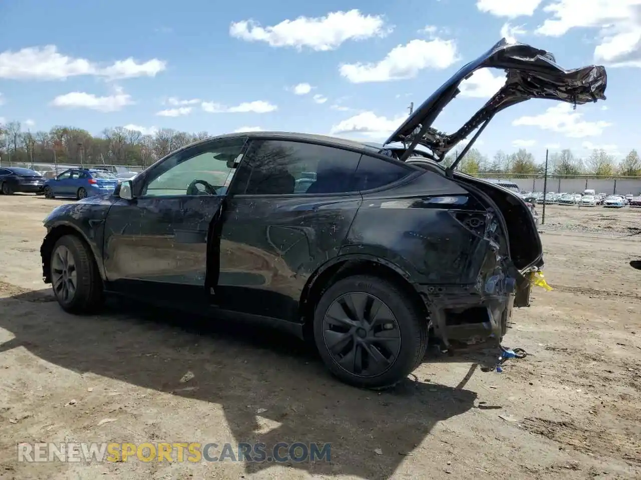 2 Photograph of a damaged car 7SAYGDEE0RF202381 TESLA MODEL Y 2024