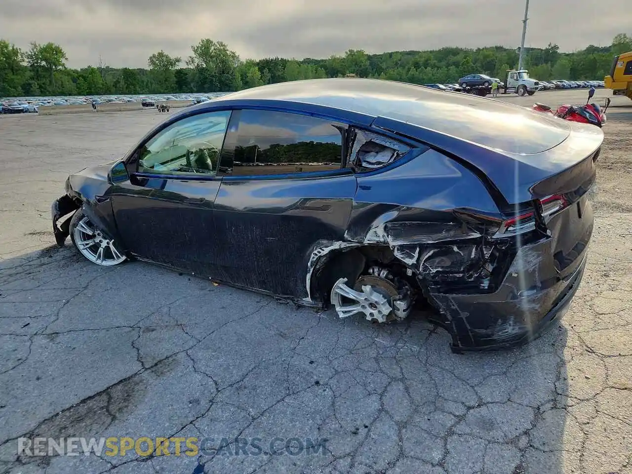 2 Фотография поврежденного автомобиля 7SAYGDEE0RF995133 TESLA MODEL Y 2024