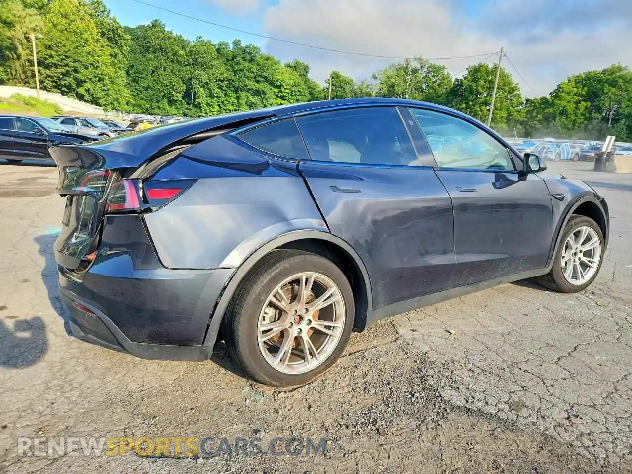 3 Фотография поврежденного автомобиля 7SAYGDEE0RF995133 TESLA MODEL Y 2024