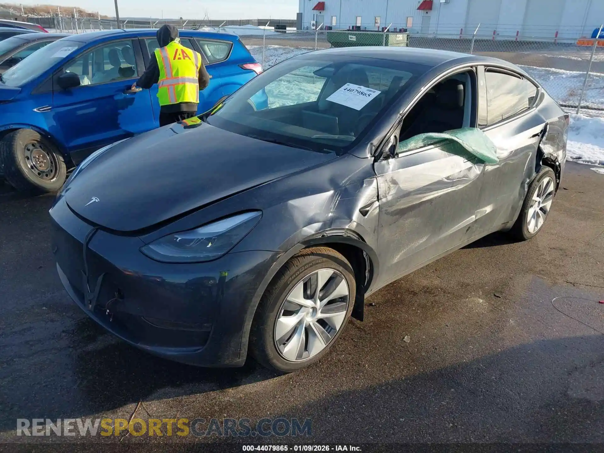 2 Photograph of a damaged car 7SAYGDEE1RA226024 TESLA MODEL Y 2024