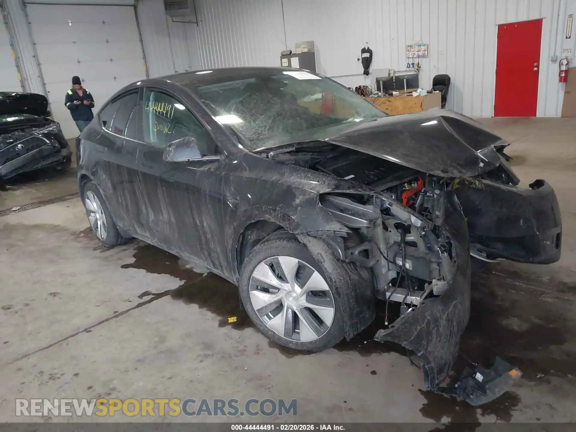 1 Photograph of a damaged car 7SAYGDEE1RA250971 TESLA MODEL Y 2024