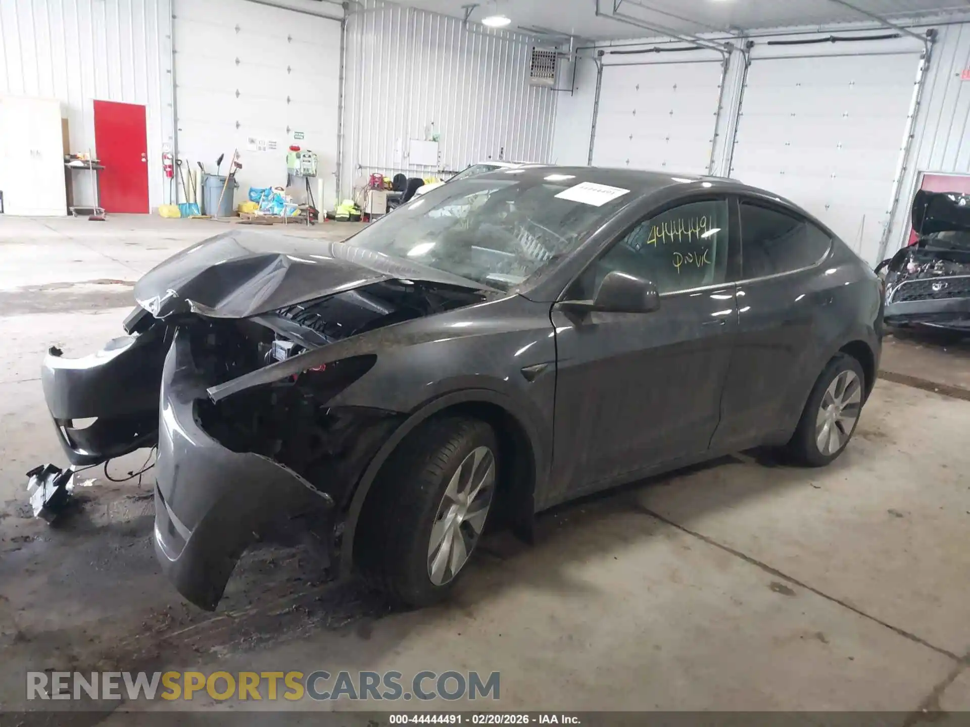 2 Photograph of a damaged car 7SAYGDEE1RA250971 TESLA MODEL Y 2024
