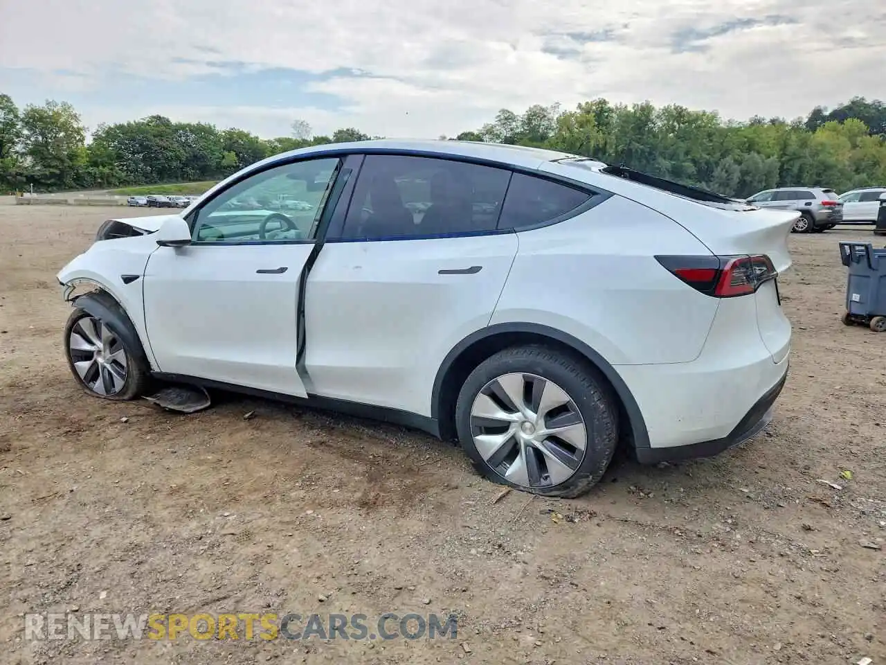 2 fotografías del automóvil dañado 7SAYGDEE1RA259976 TESLA MODEL Y 2024