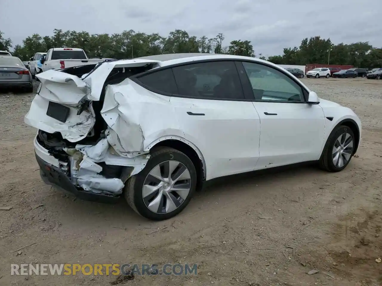 3 Photograph of a damaged car 7SAYGDEE1RA260755 TESLA MODEL Y 2024