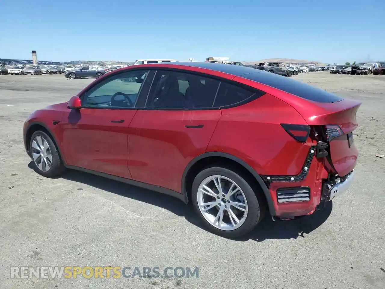 2 Photograph of a damaged car 7SAYGDEE1RF031902 TESLA MODEL Y 2024