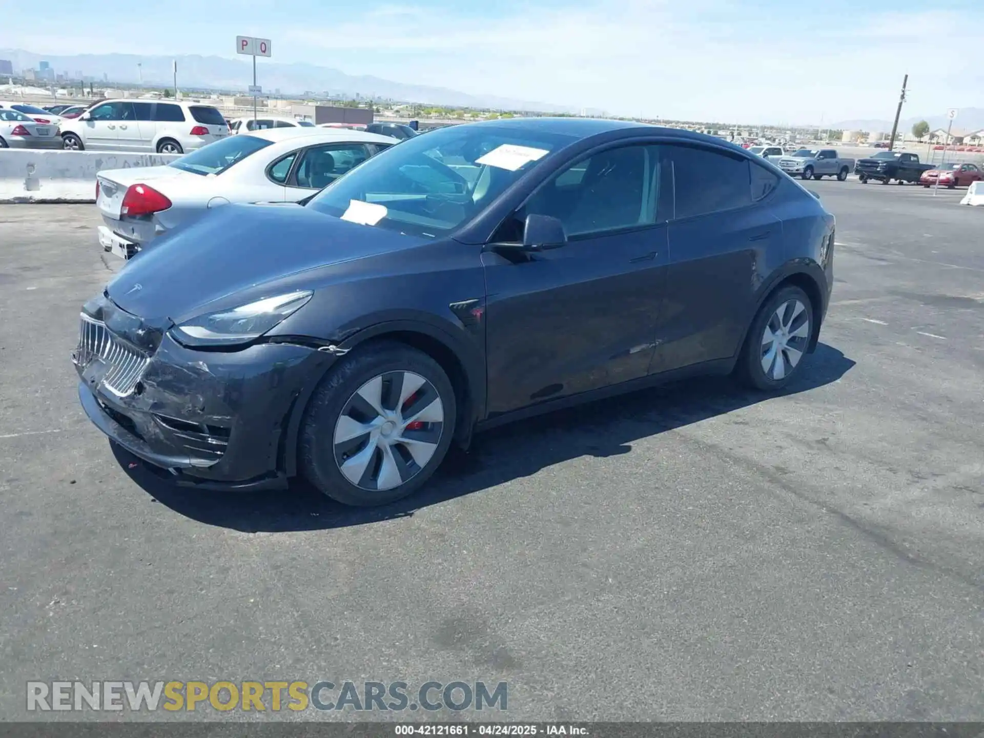 2 Photograph of a damaged car 7SAYGDEE1RF067024 TESLA MODEL Y 2024
