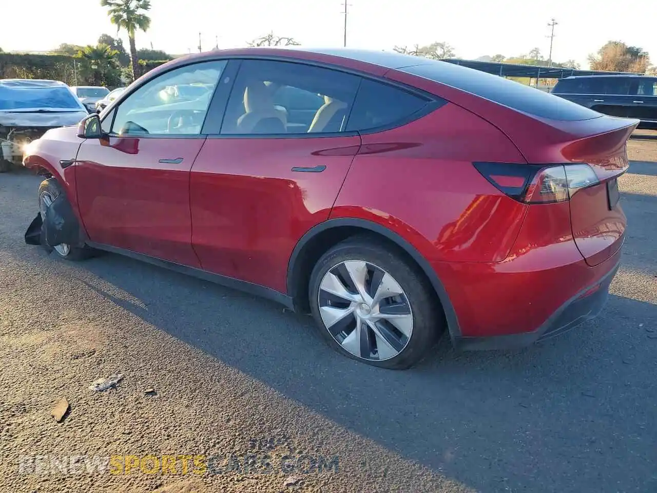 2 Photograph of a damaged car 7SAYGDEE1RF069551 TESLA MODEL Y 2024