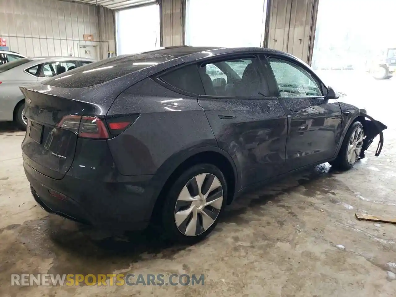3 Photograph of a damaged car 7SAYGDEE1RF087256 TESLA MODEL Y 2024
