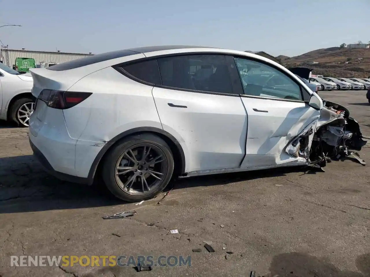 3 Photograph of a damaged car 7SAYGDEE1RF126959 TESLA MODEL Y 2024