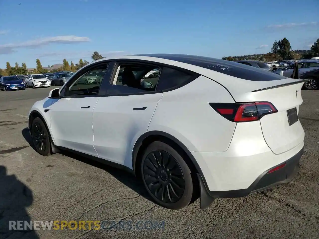 2 Фотография поврежденного автомобиля 7SAYGDEE1RF176745 TESLA MODEL Y 2024