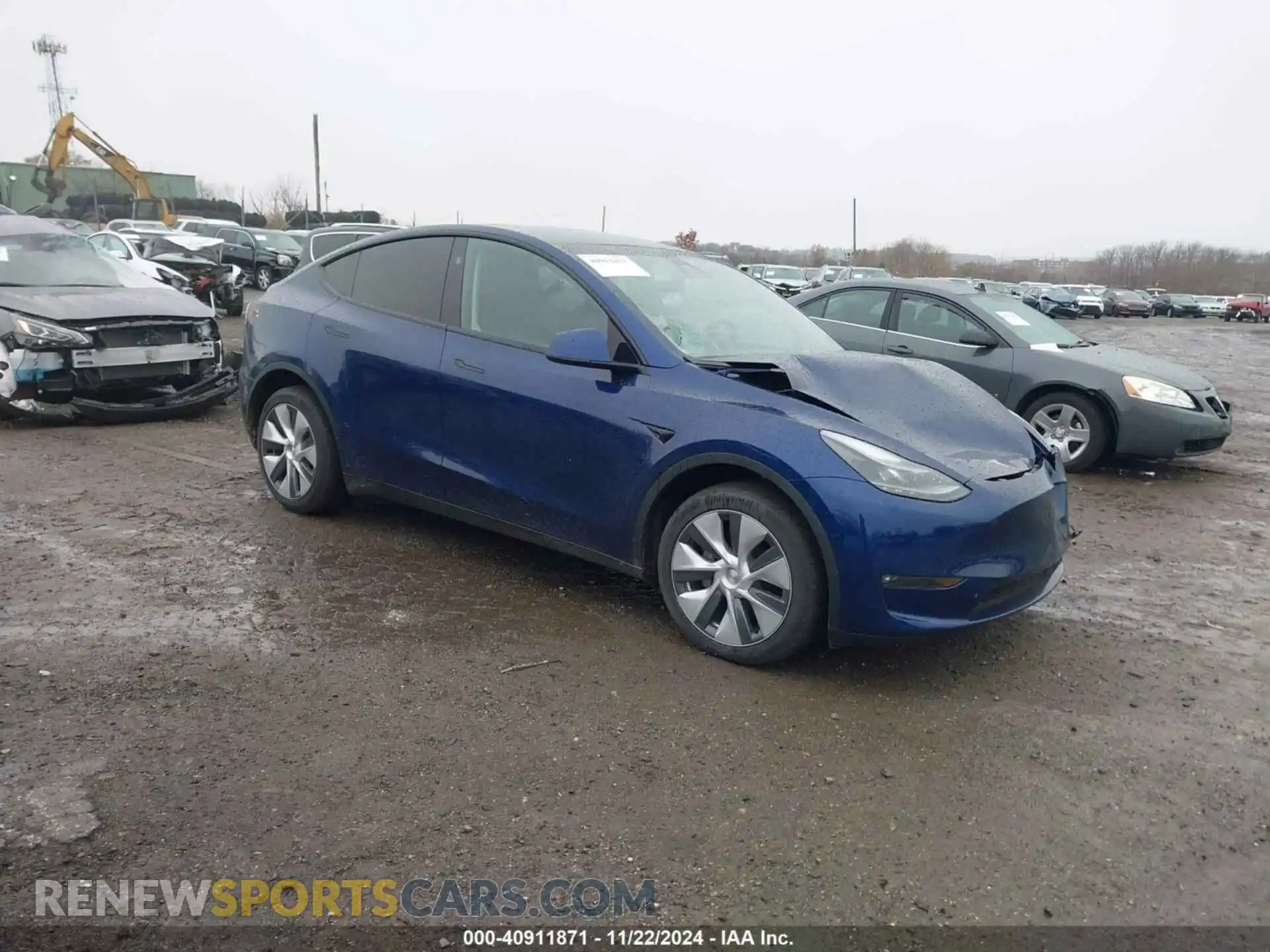 1 Photograph of a damaged car 7SAYGDEE1RF984075 TESLA MODEL Y 2024