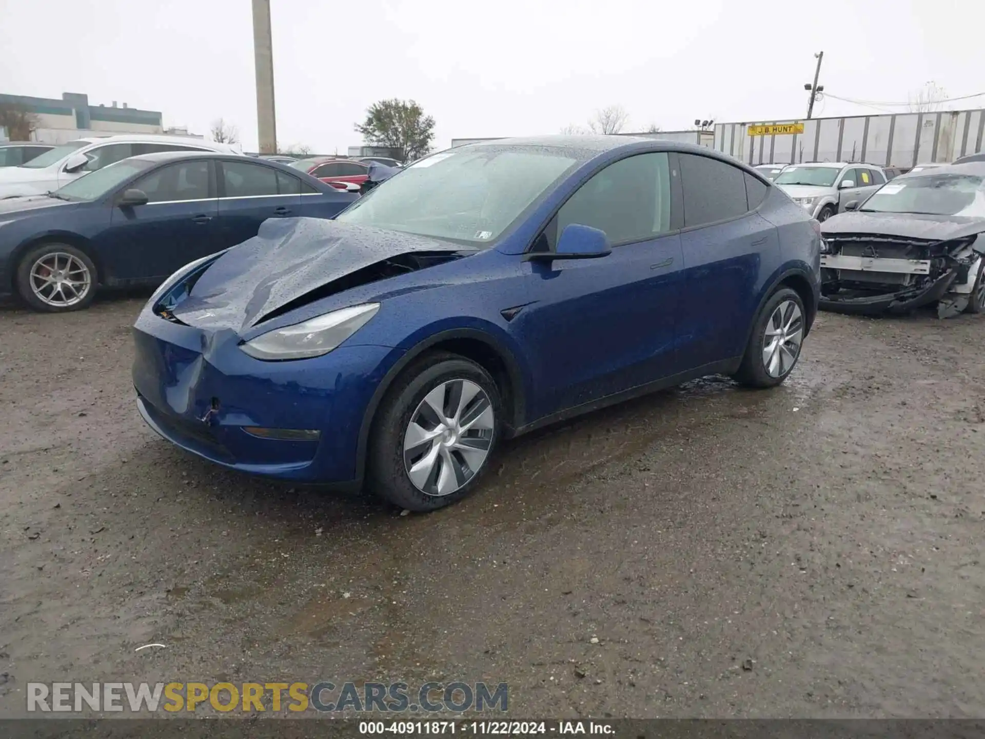 2 Photograph of a damaged car 7SAYGDEE1RF984075 TESLA MODEL Y 2024